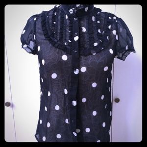 H&M black & White polka dots short sleeve.